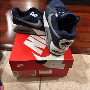 Nike Navy and White Air Max Sneakers
